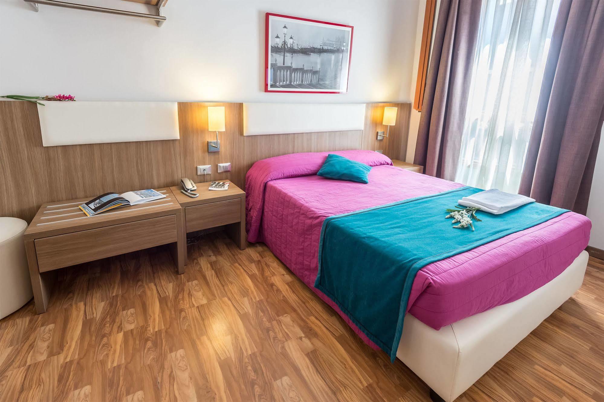 Hotel Il Moro Di Venezia Exteriör bild